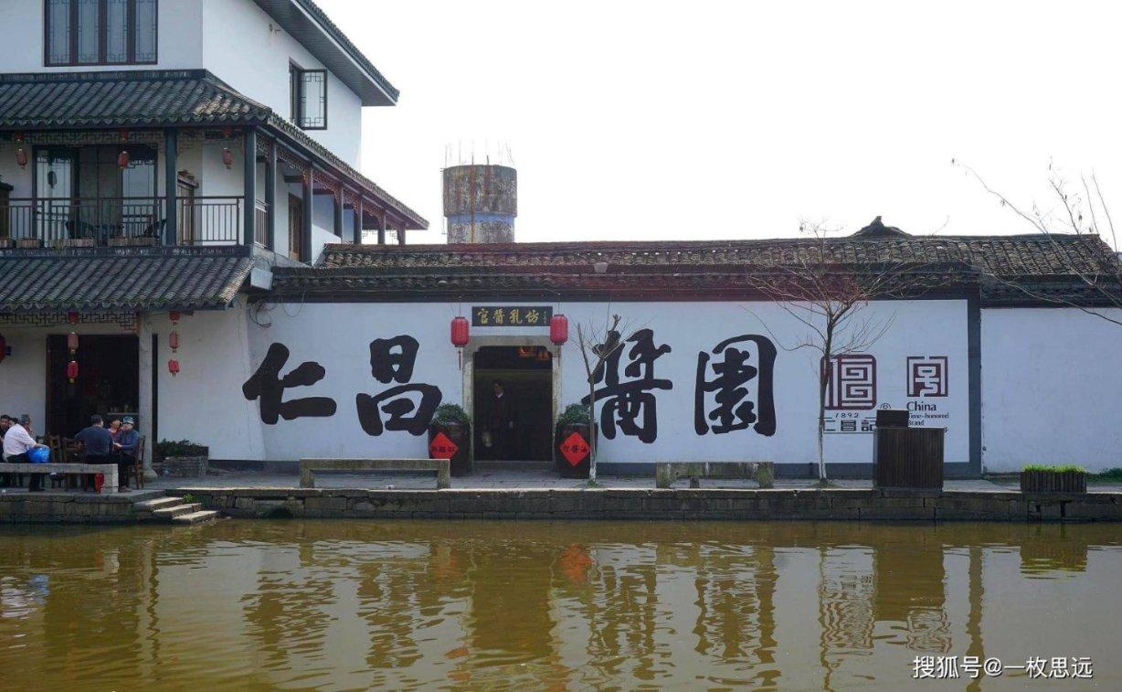 丧事习俗中，“义子”“干儿子”的位分可以比照孝子吗？